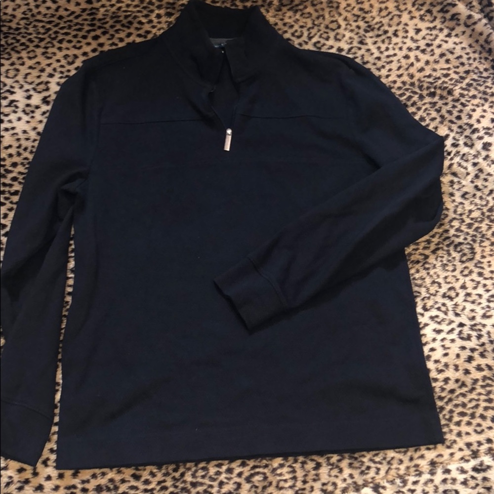 Used men’s sweaters shirt by Perry Ellis size M